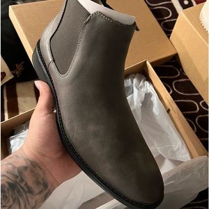 Steve Madden boots size 11